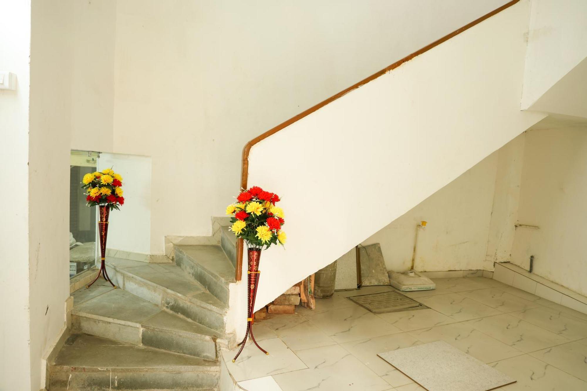 Hotel Aaram Kalupur 阿穆达巴 外观 照片